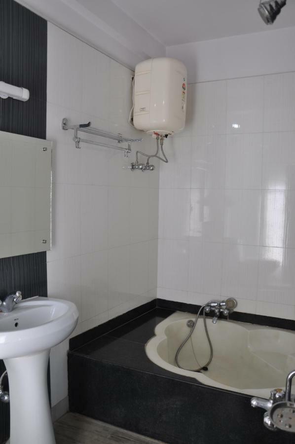 Hotel Simla Siliguri Exterior foto